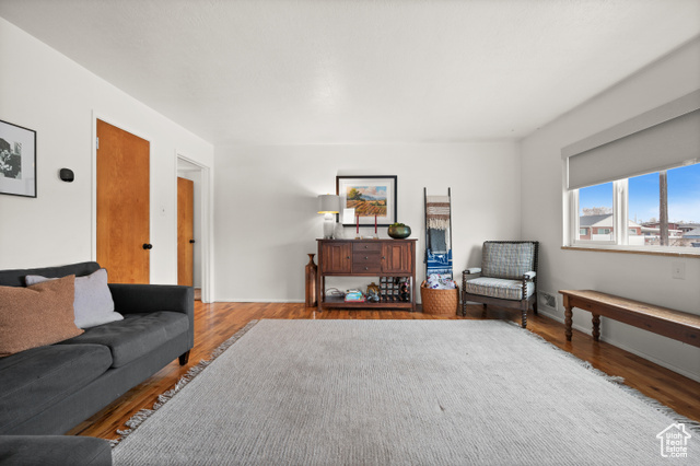 Property Photo: 6311 S 370 E UT 84107