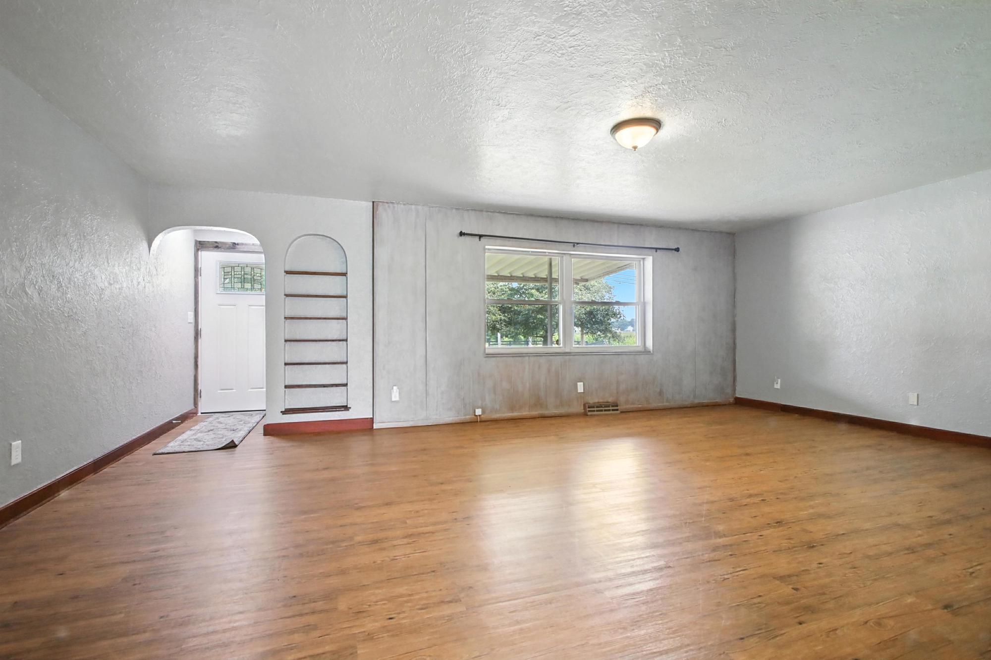 Property Photo: 2855 Springfield Jamestown Road OH 45502