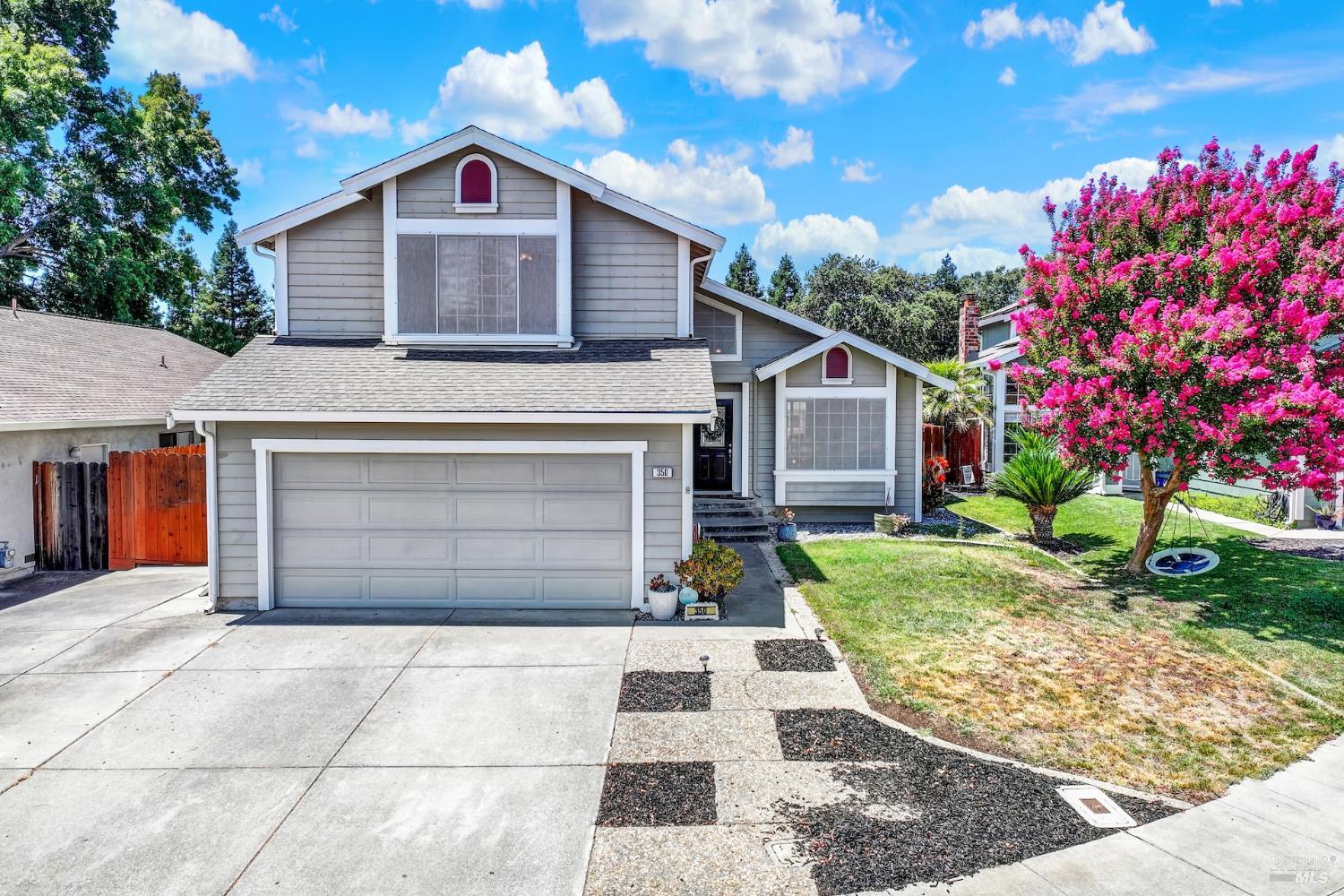 Property Photo: 350 Saybrook Court CA 95687