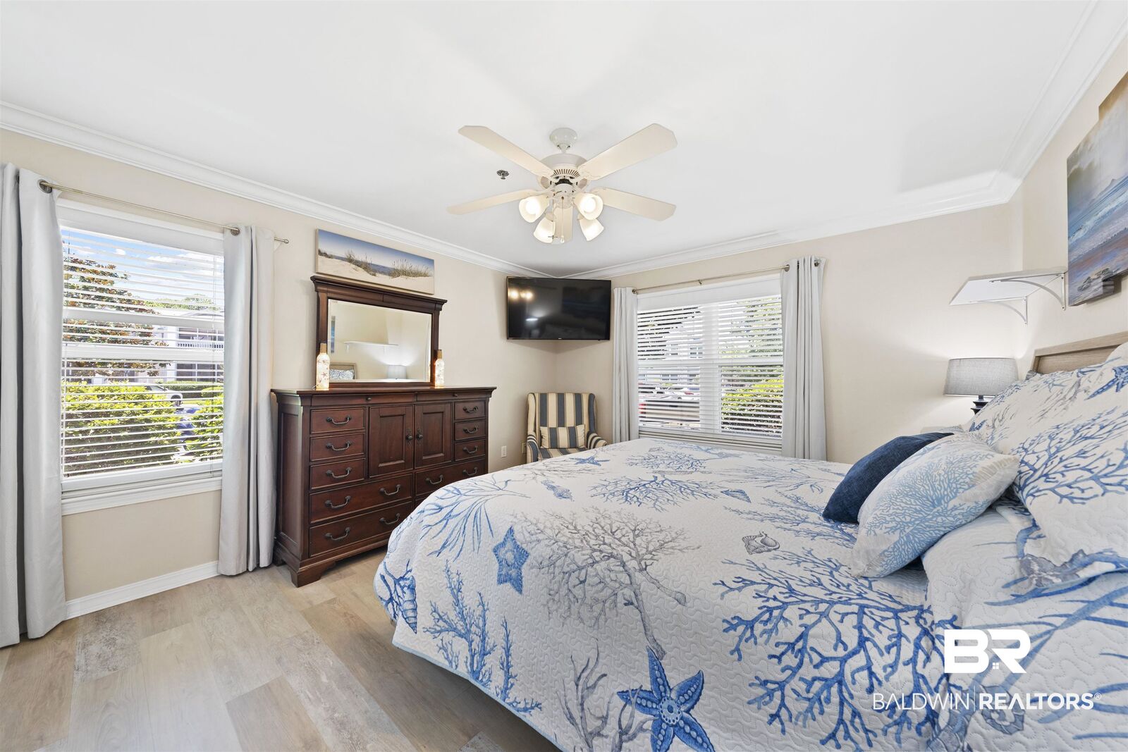 Property Photo:  2200 W Second Street 104 E  AL 36542 