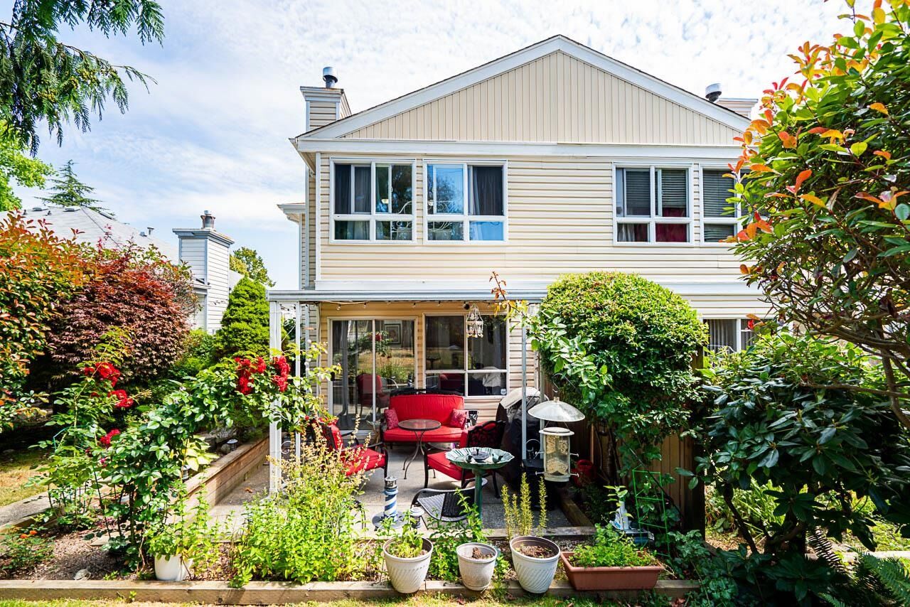 Property Photo:  12233 92 Avenue 118  BC V3V 7S1 