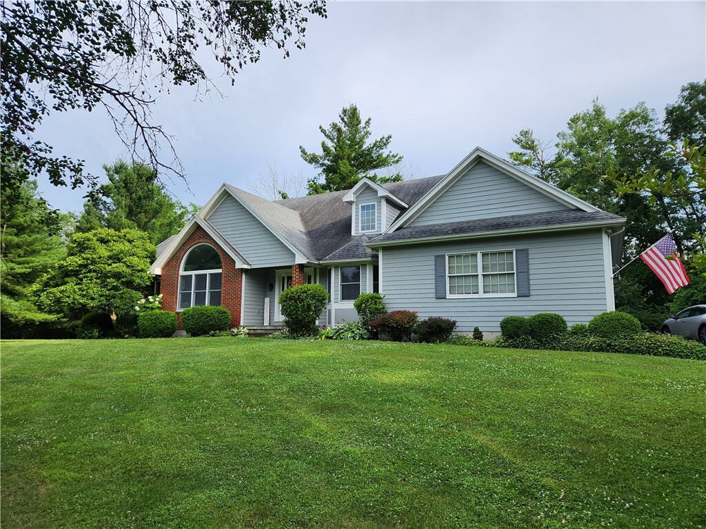 Property Photo:  5 Arrowood Lane  NY 14850 