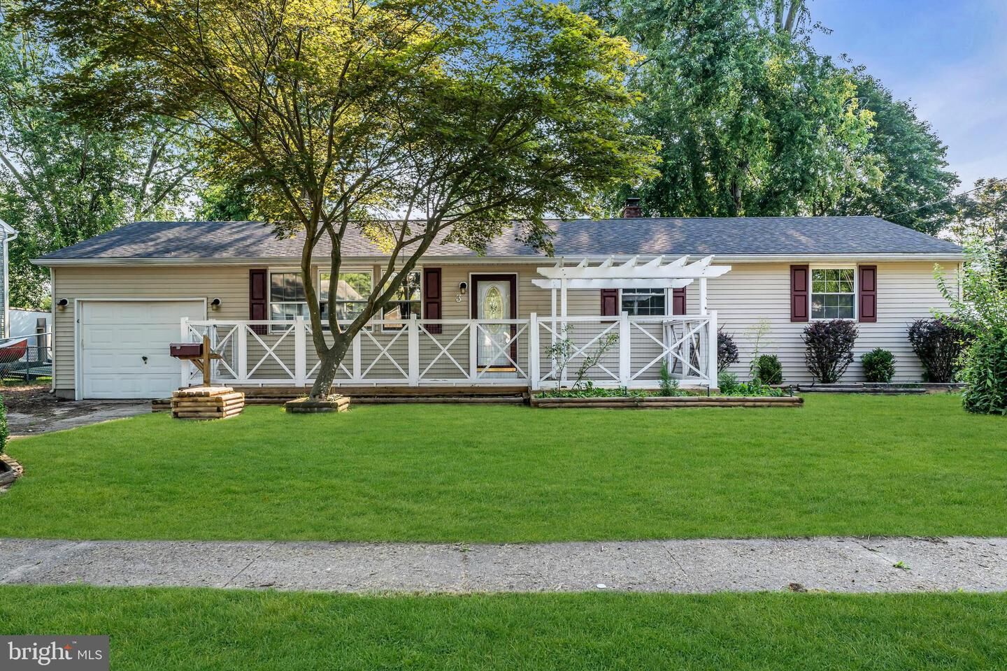 Property Photo: 3 Estate Road NJ 08068