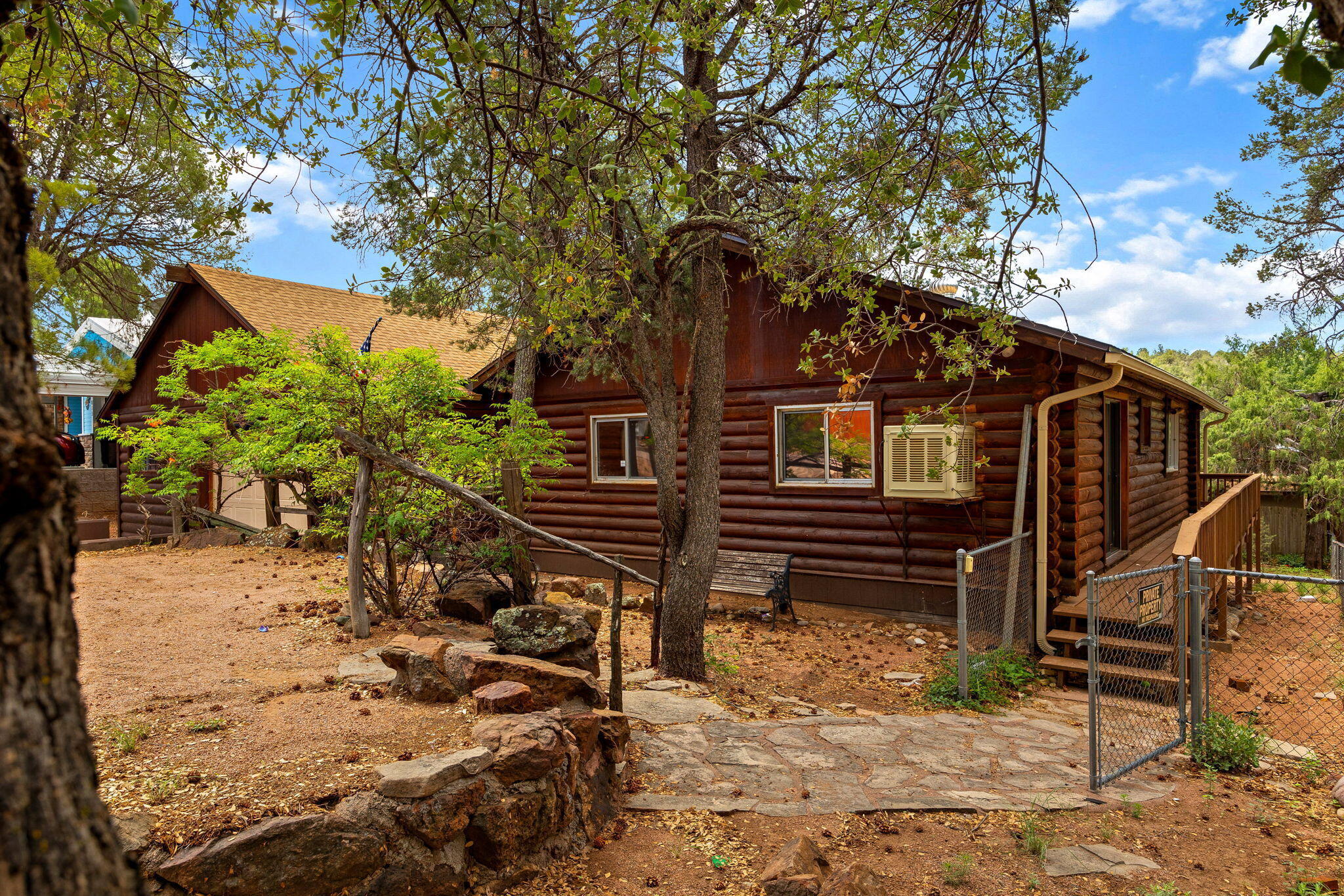 Property Photo: 815 W Colt Drive AZ 85541