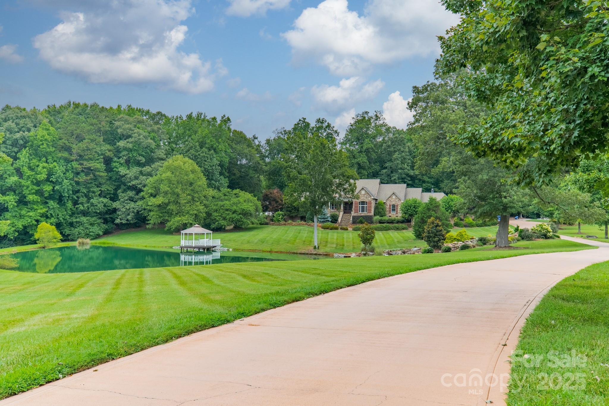 Property Photo: 140 Huncoat Hollow Lane NC 28080