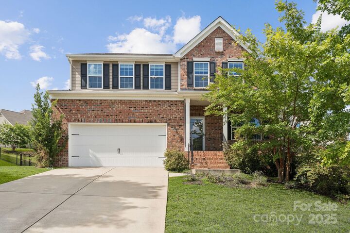 Property Photo:  16304 Thoroughbred Trace Lane  NC 28278 