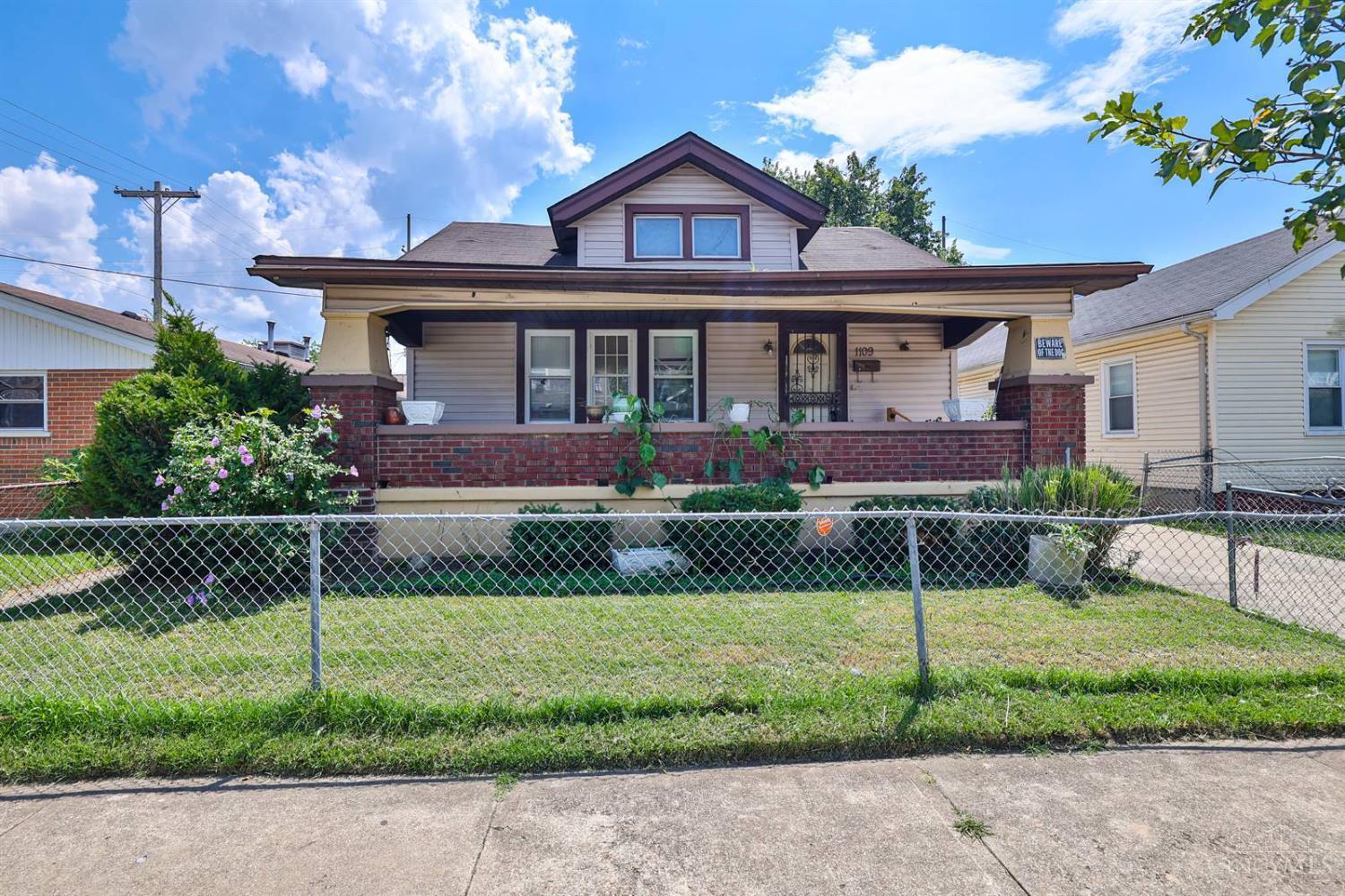 Property Photo: 1109 Hensley Avenue OH 45011