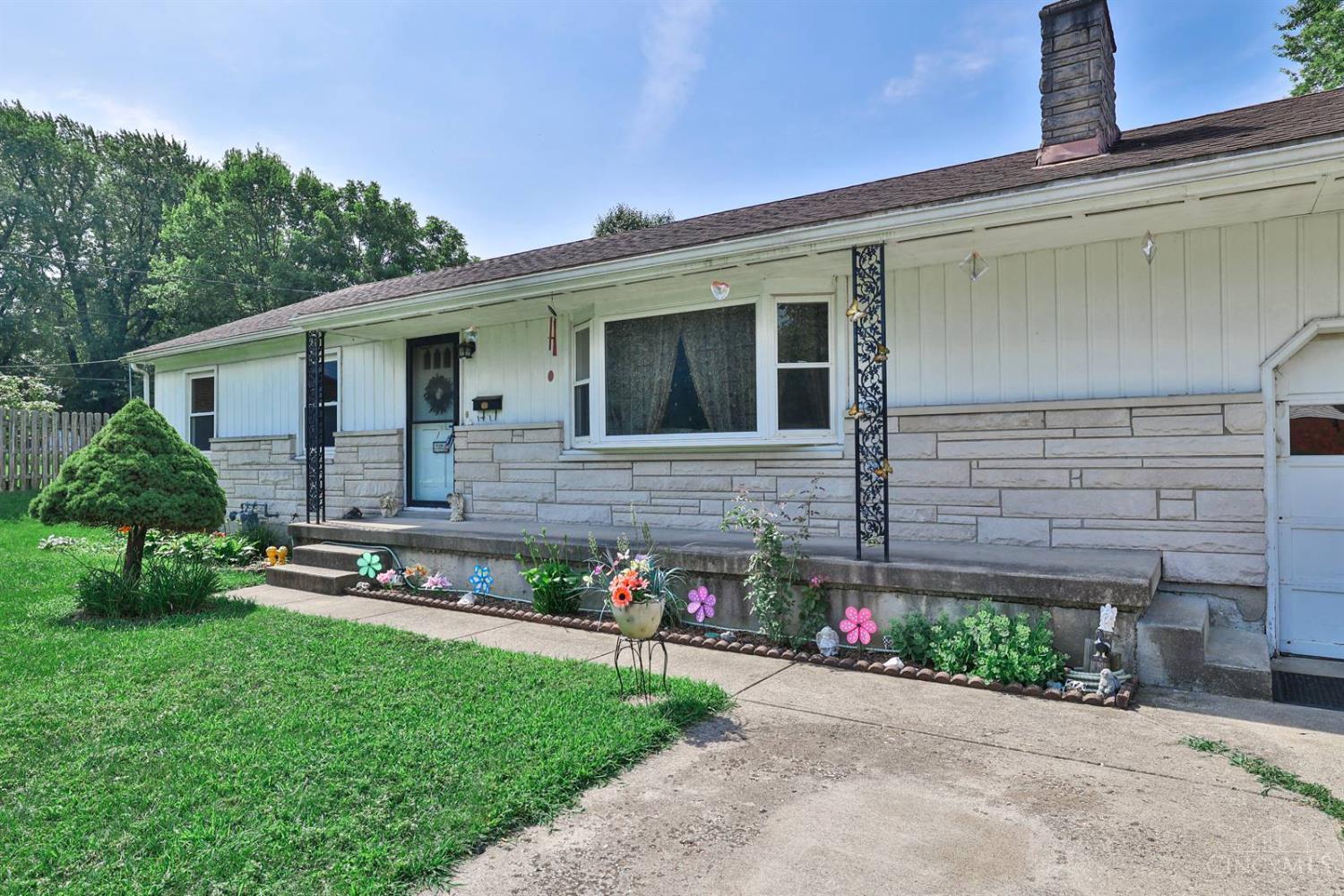 Property Photo:  983 Vassar Court  OH 45014 