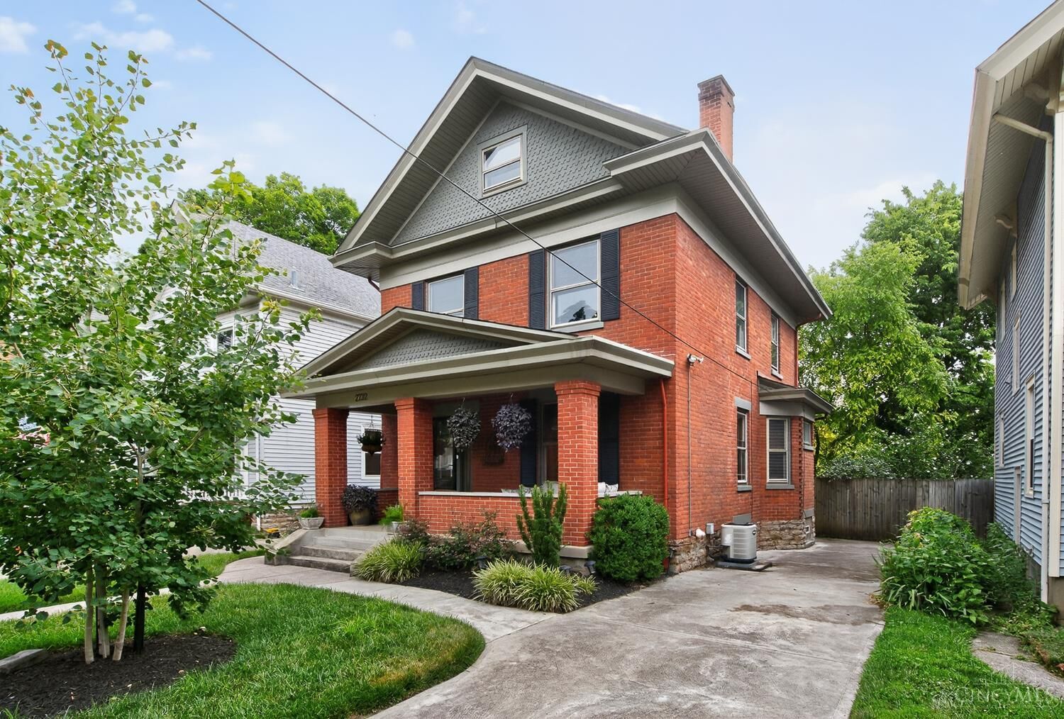 Property Photo:  2732 Arbor Avenue  OH 45209 