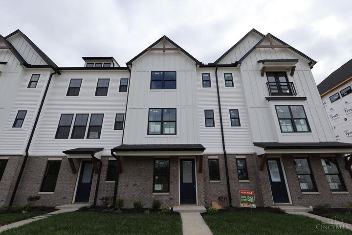 6134 Nicholas Way  Mason OH 45040 photo