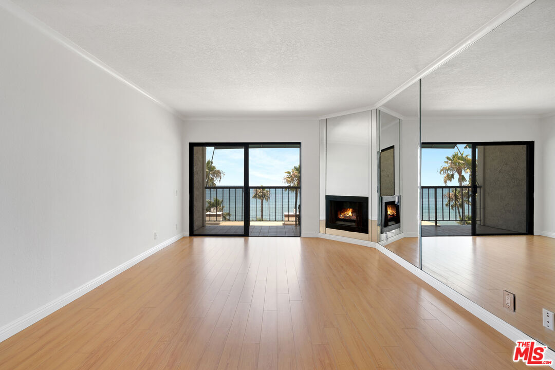 Property Photo: 26664 Seagull Way CA 90265
