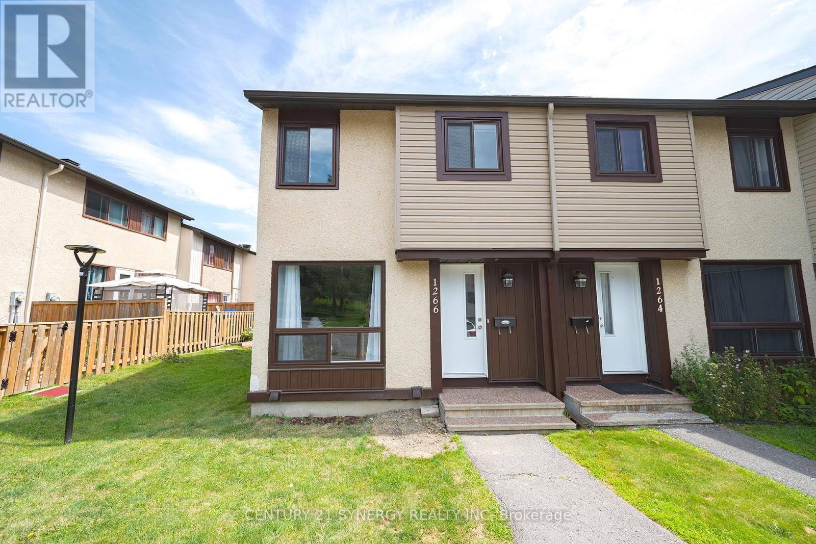 Property Photo:  1266 Bethamy Lane  ON K1J 8P4 