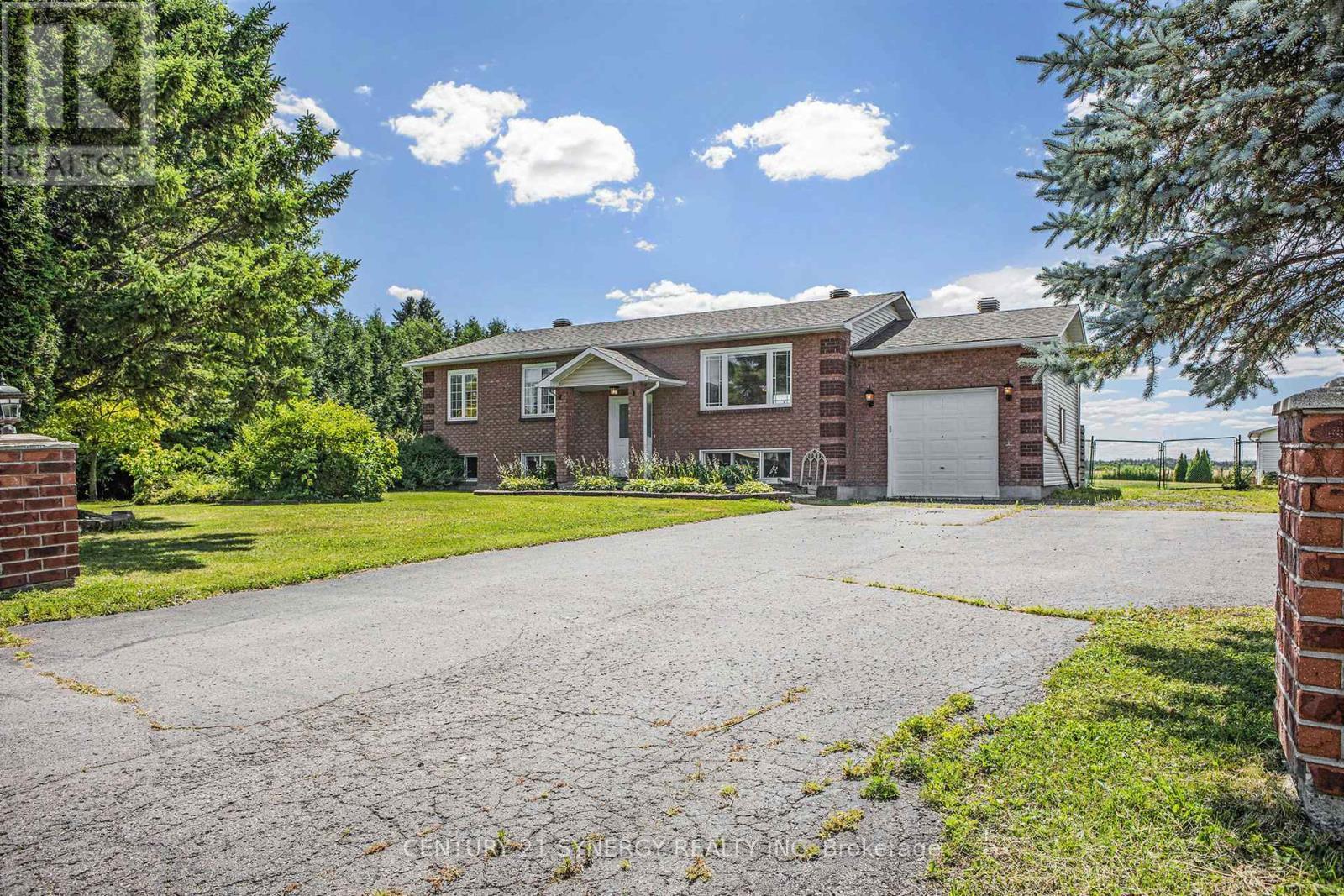 Property Photo: 2938 Gagne Road ON K0A 2A0