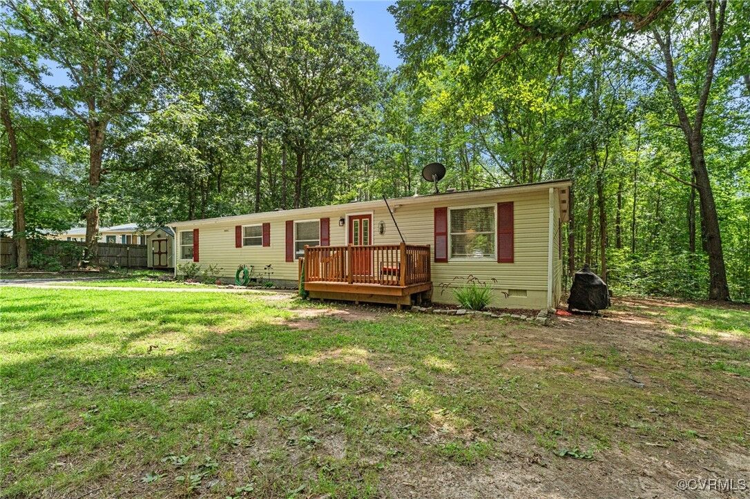 Property Photo: 13303 Wilderness Terrace VA 23002
