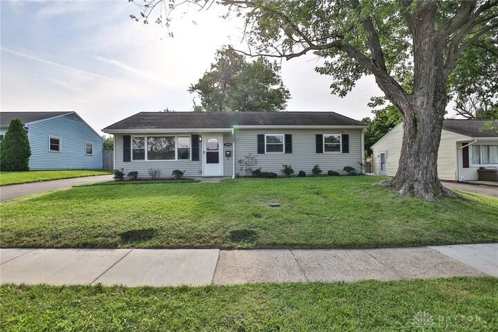 Property Photo: 2574 Crestwell Place OH 45420