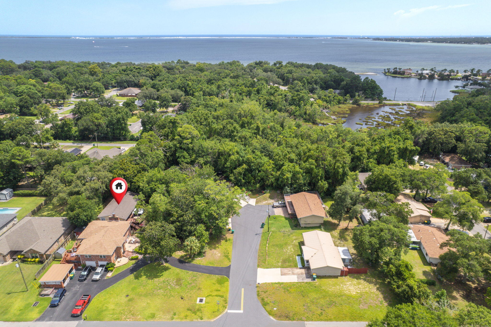 Property Photo:  14 6th Street  FL 32579 