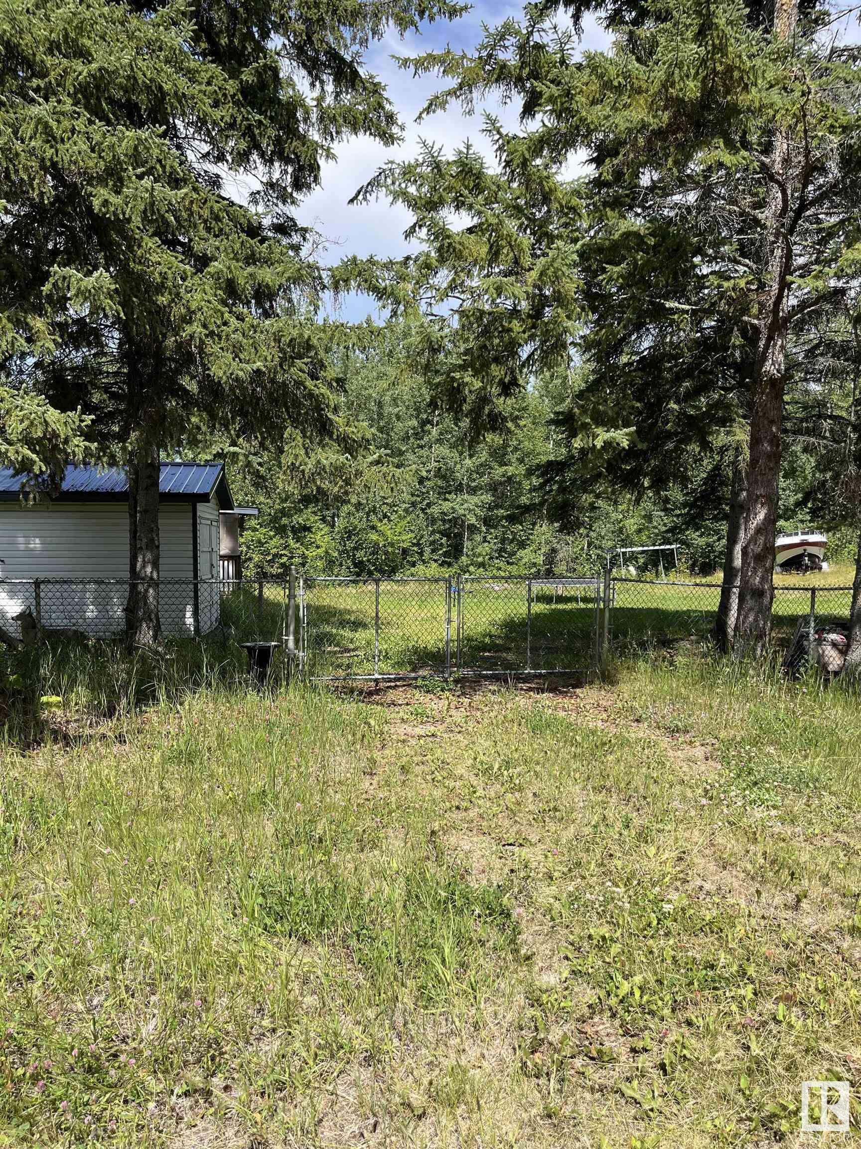 Property Photo:  6020 Twp Road 534 5  AB T0E 1H0 