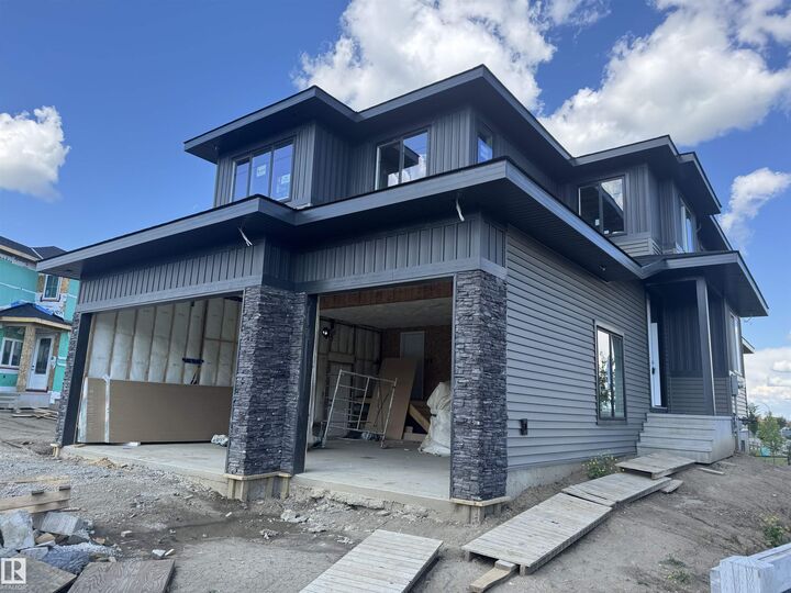 671 King Street  Spruce Grove AB T7X 4P7 photo