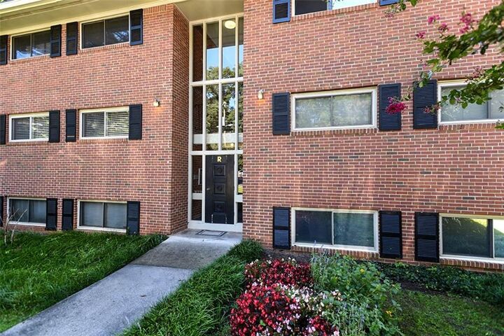 Property Photo: 1111 Clairemont Avenue R4 GA 30030
