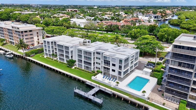 Property Photo: 850 NE Spanish River Blvd 33 FL 33431