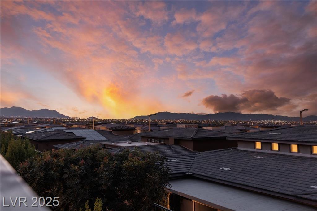 Property Photo: 6822 Regency Valley Street NV 89148