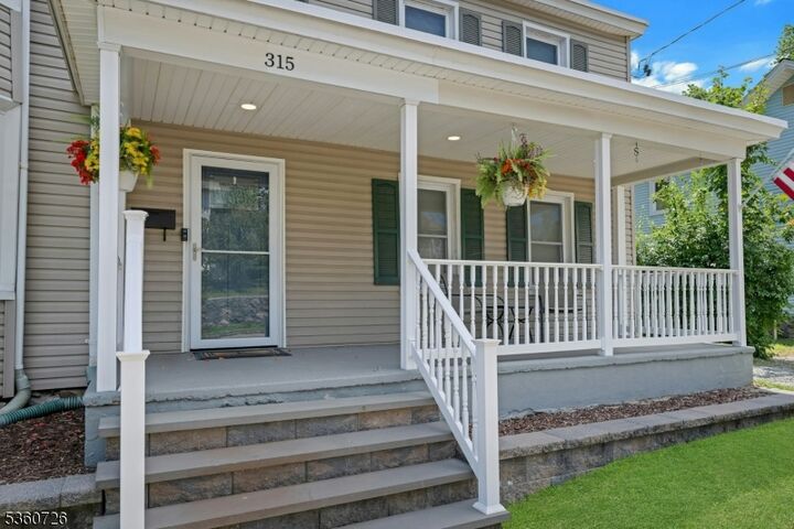 Property Photo: 315 William St NJ 07005