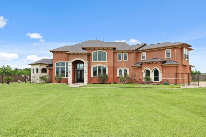 1909 E Archer Road  Baytown TX 77521 photo