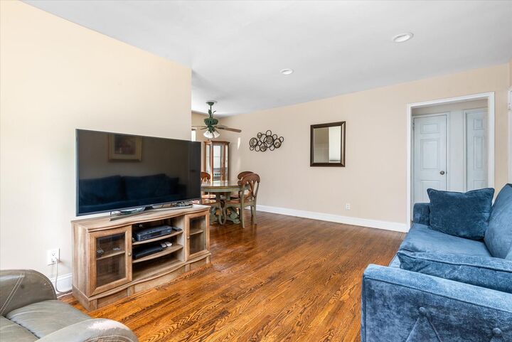 Property Photo: 211-08 69th Avenue 1A NY 11364