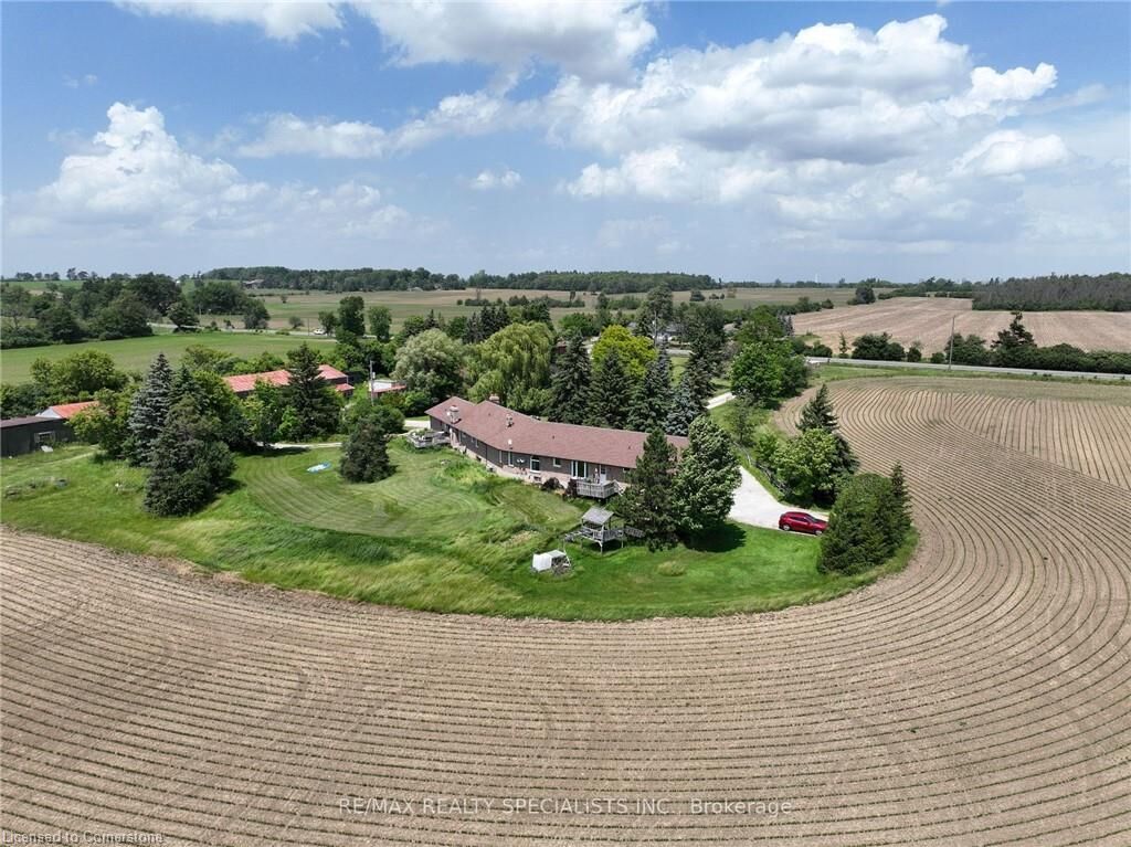 Property Photo: 8790 Ninth Line N ON L0P 1K0