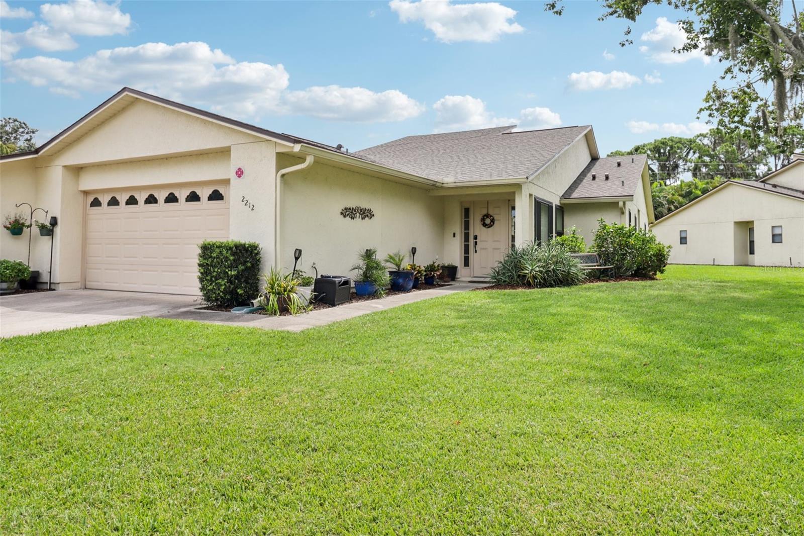Property Photo:  2212 Cypress Cove Drive H5  FL 32778 