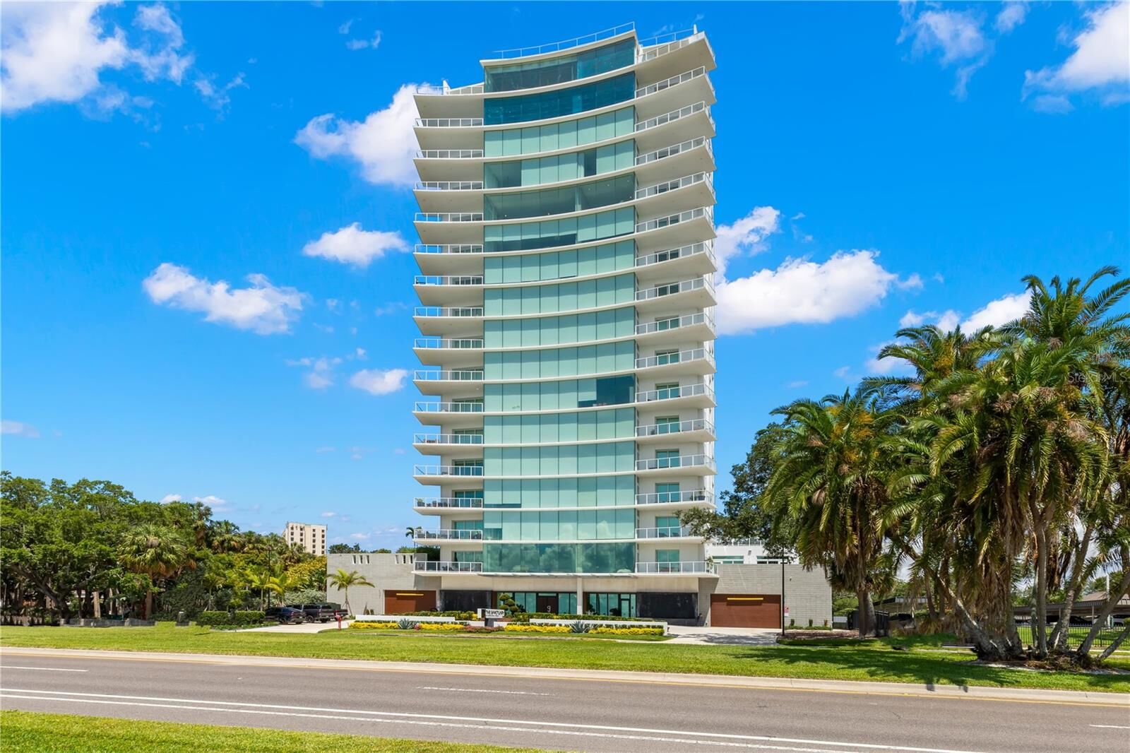 Property Photo:  2619 Bayshore Boulevard 1400  FL 33629 