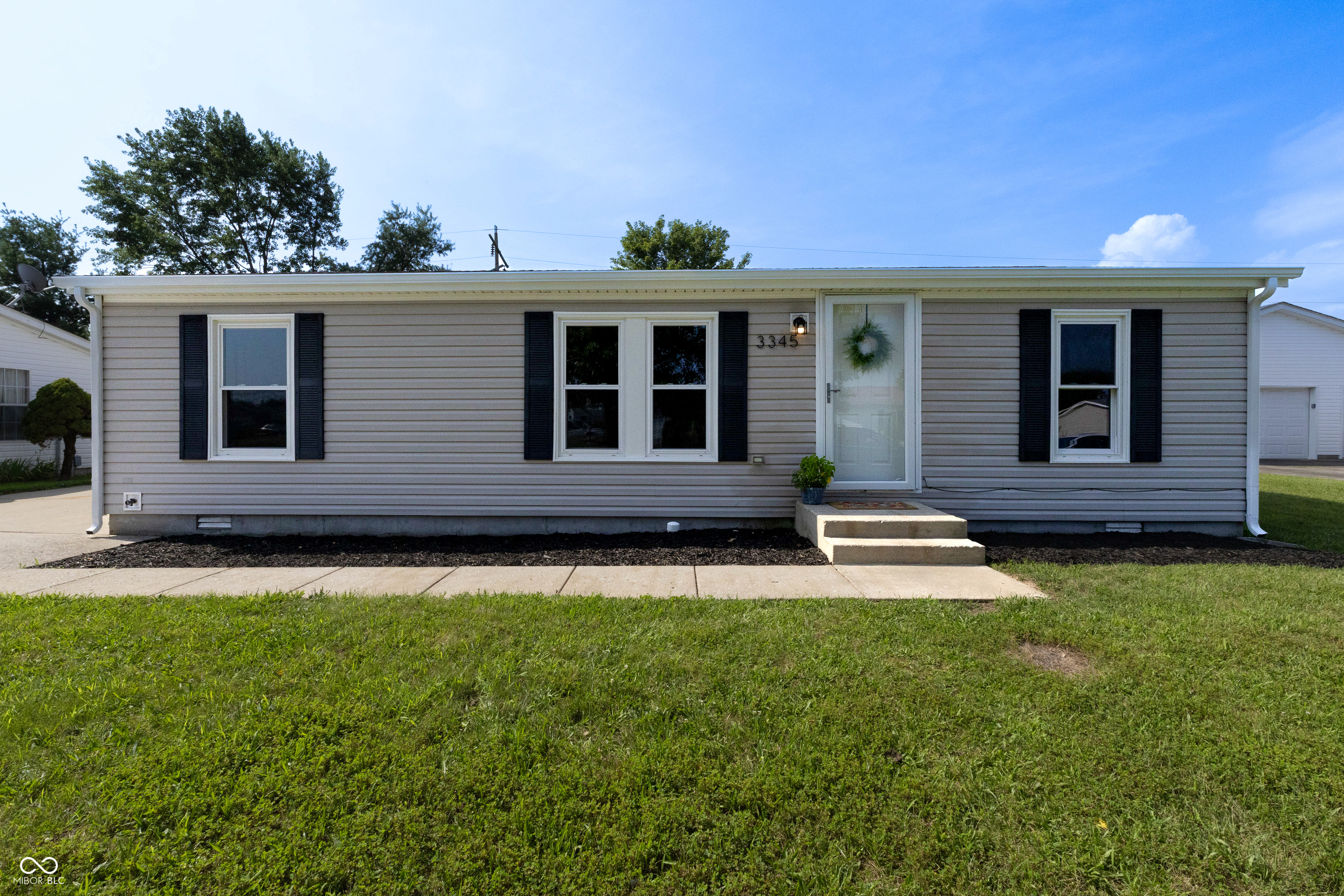 Property Photo: 3345 Spring Valley Drive IN 47203