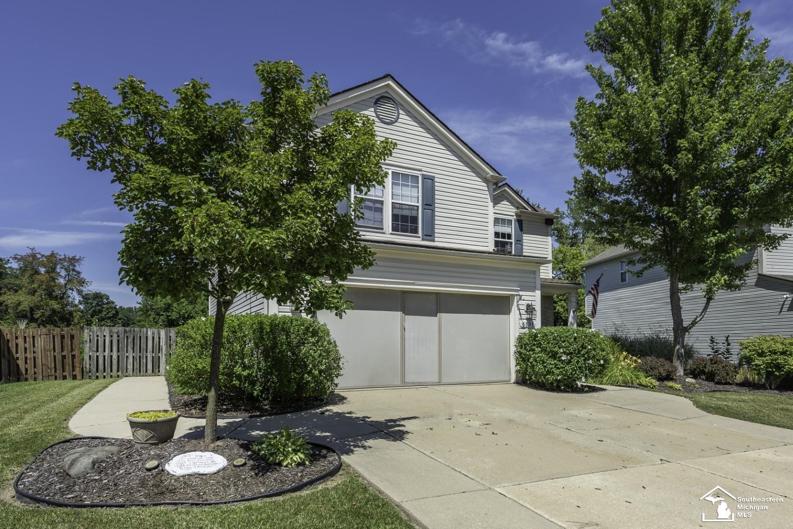 Property Photo:  6131 Creekside Circle  MI 48197-9485 