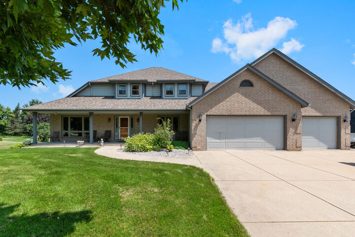 W237s9690 Par Ave  Vernon WI 53103 photo