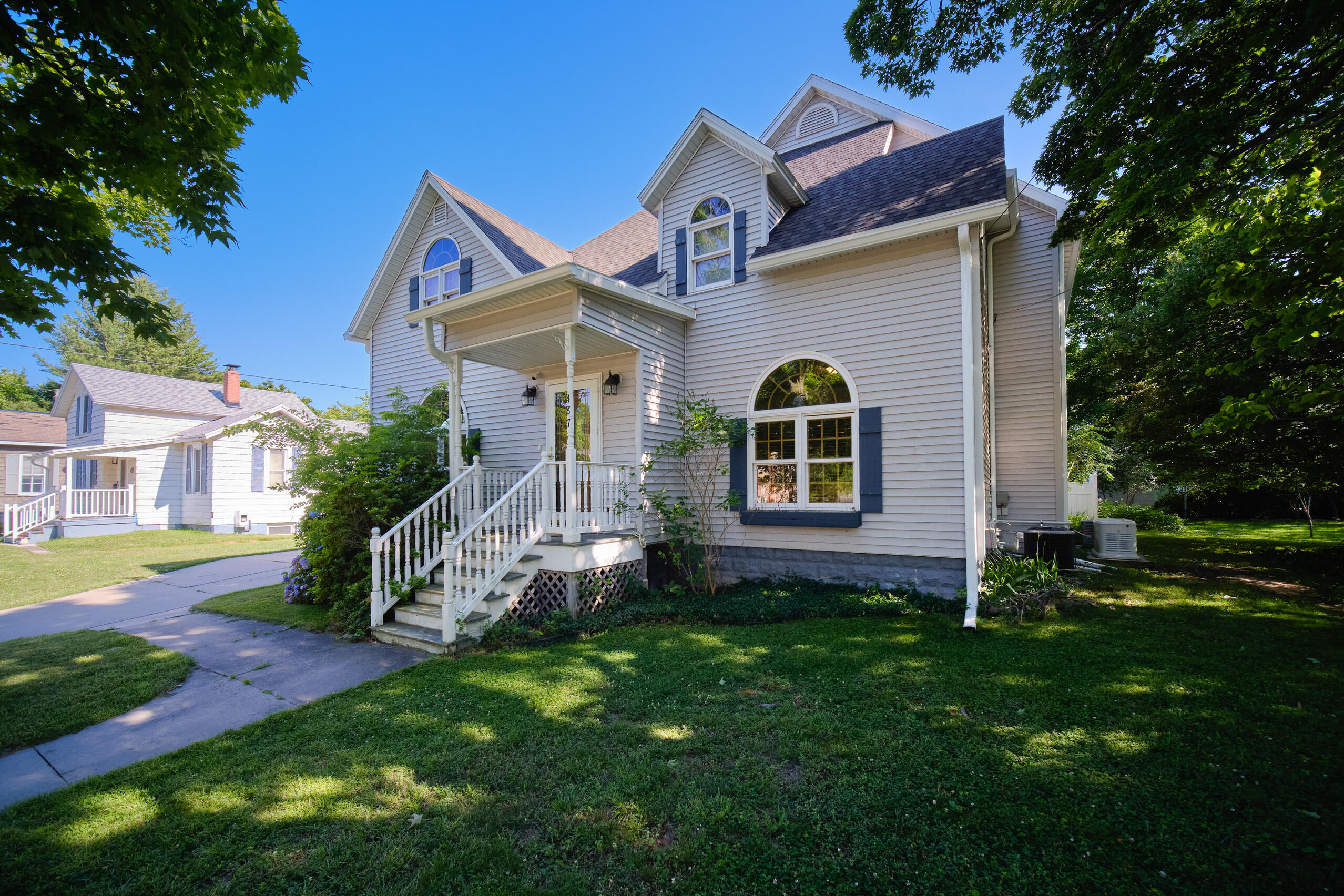 Property Photo:  487 4th Street  MI 49660 