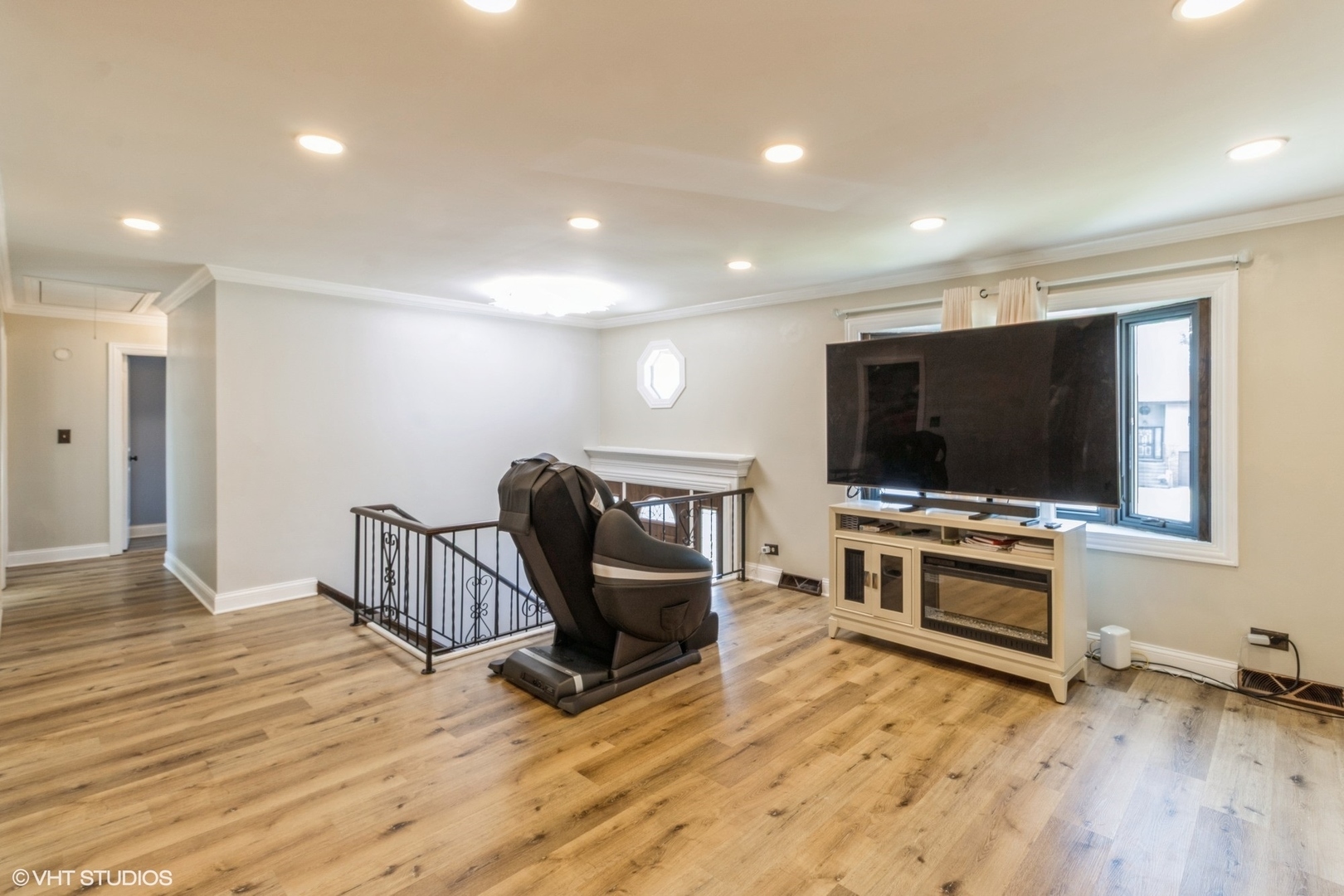Property Photo: 312 Dancing Water Court IL 60188