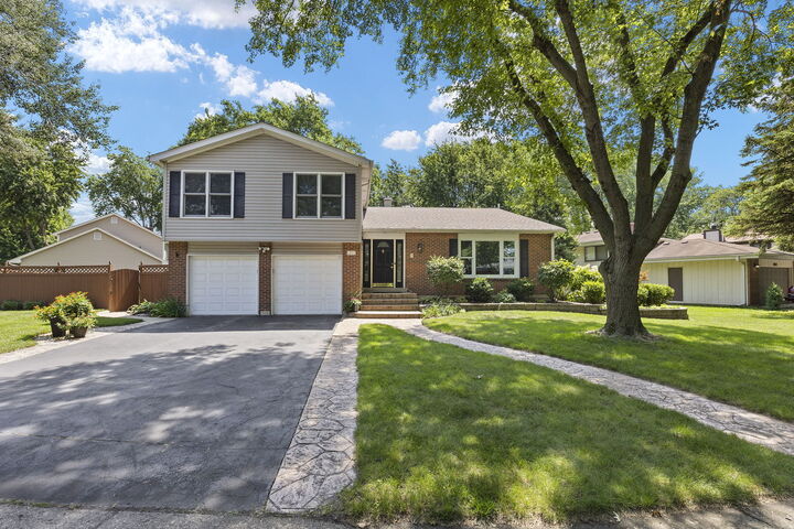 1312 Frederick Lane  Naperville IL 60565 photo