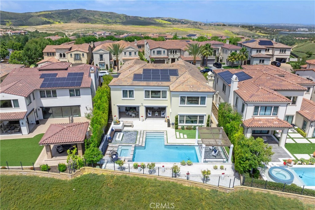 Property Photo: 104 Scenic Crest CA 92618