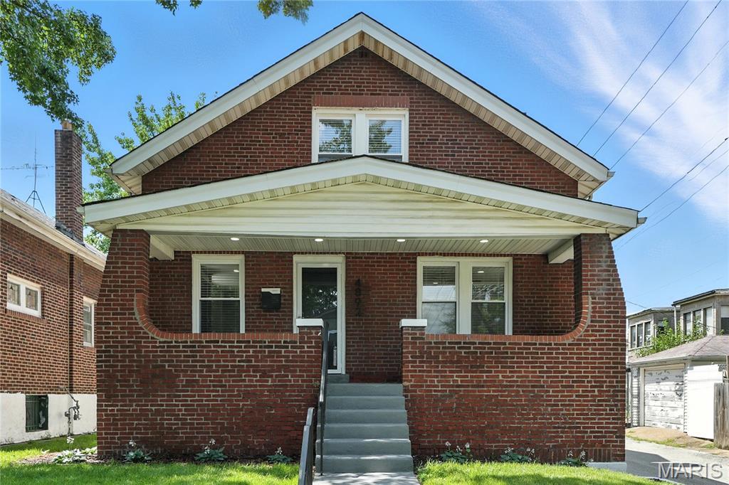 Property Photo: 4892 Anderson Avenue MO 63115