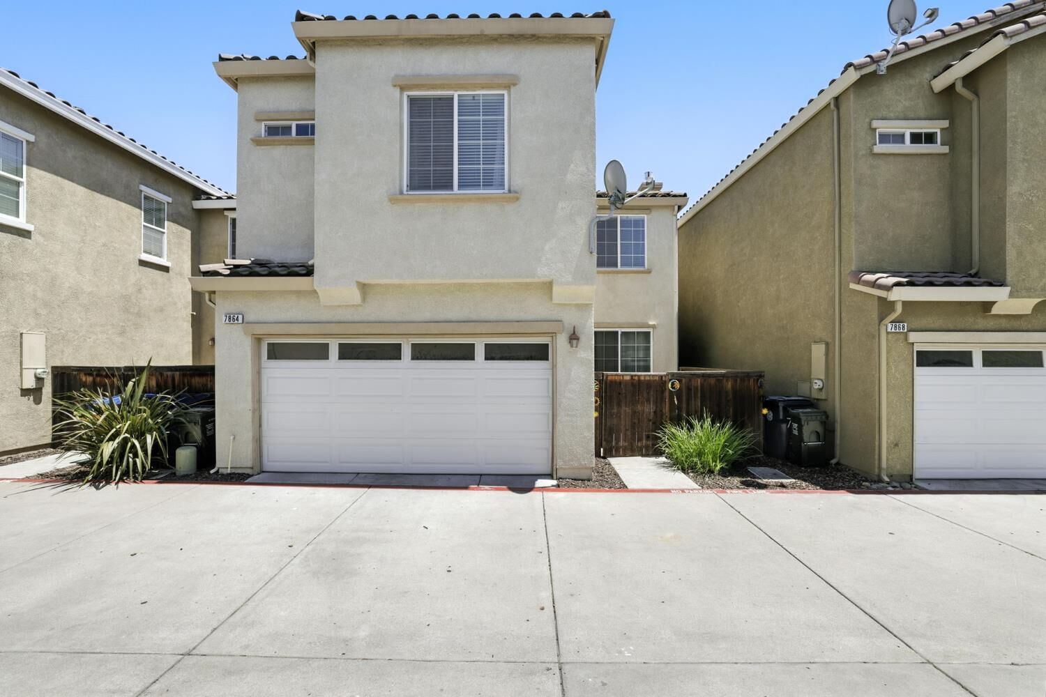 Property Photo:  7864 Monaldo Walk  CA 95823 