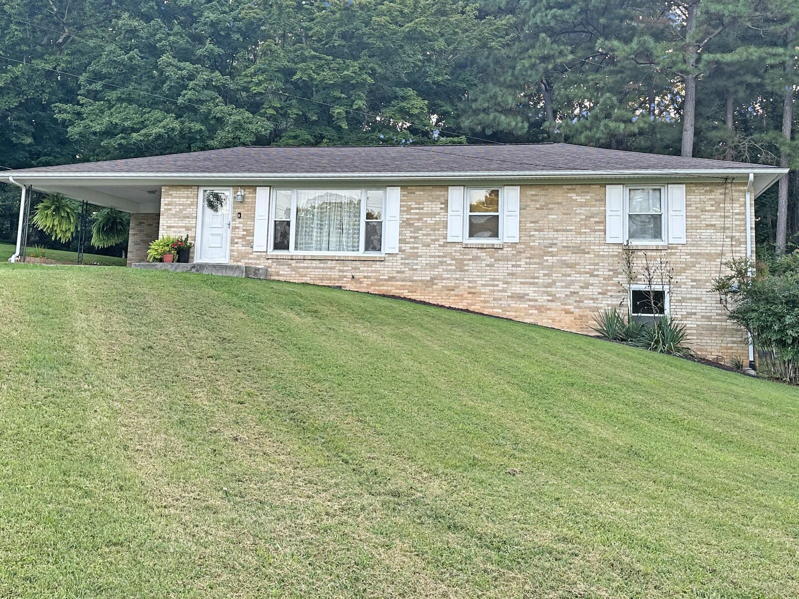 Property Photo:  544 E Church St  TN 37058 