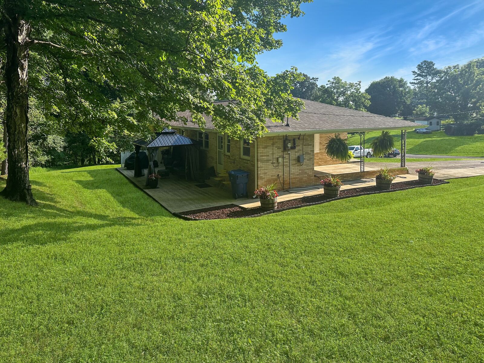 Property Photo: 544 E Church St TN 37058