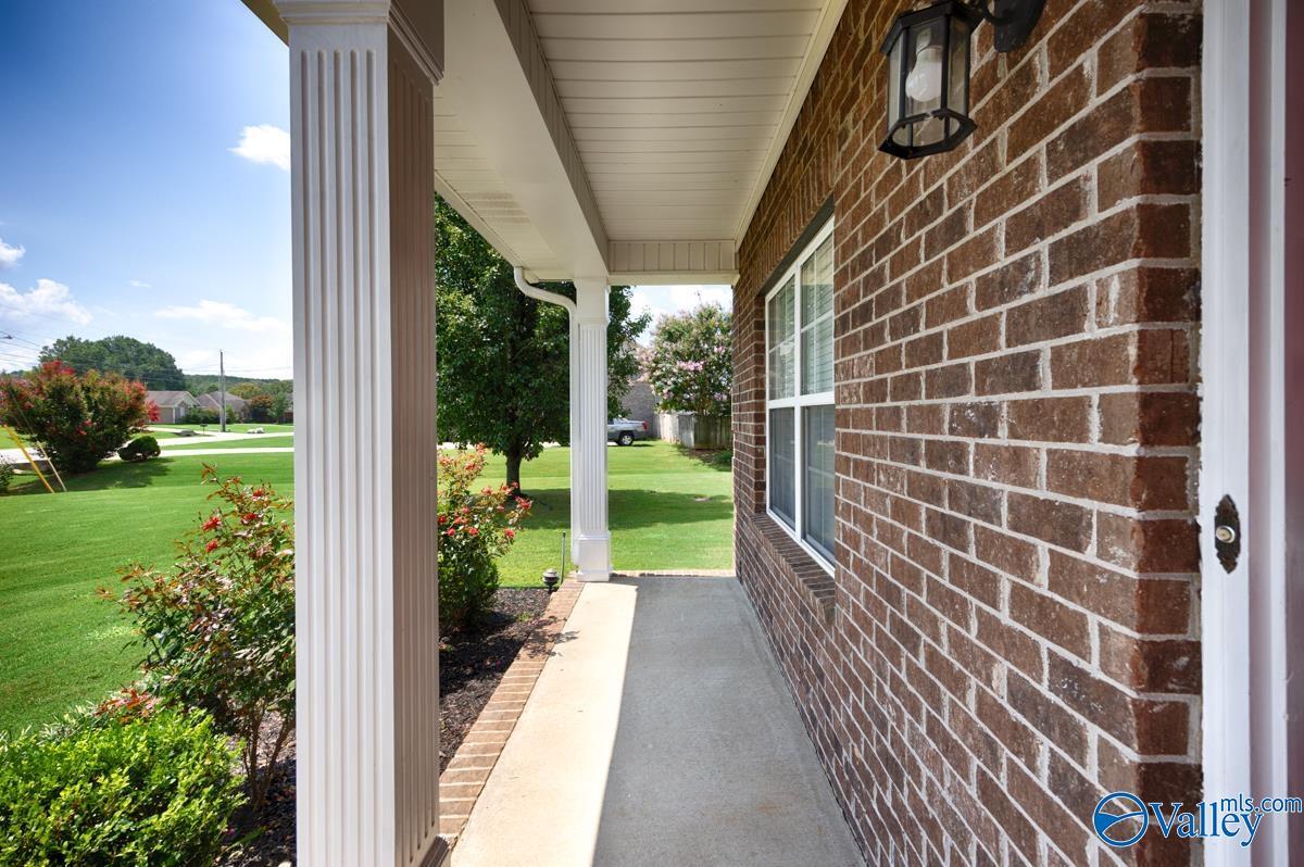 Property Photo: 314 Ravens Crest Drive AL 35761