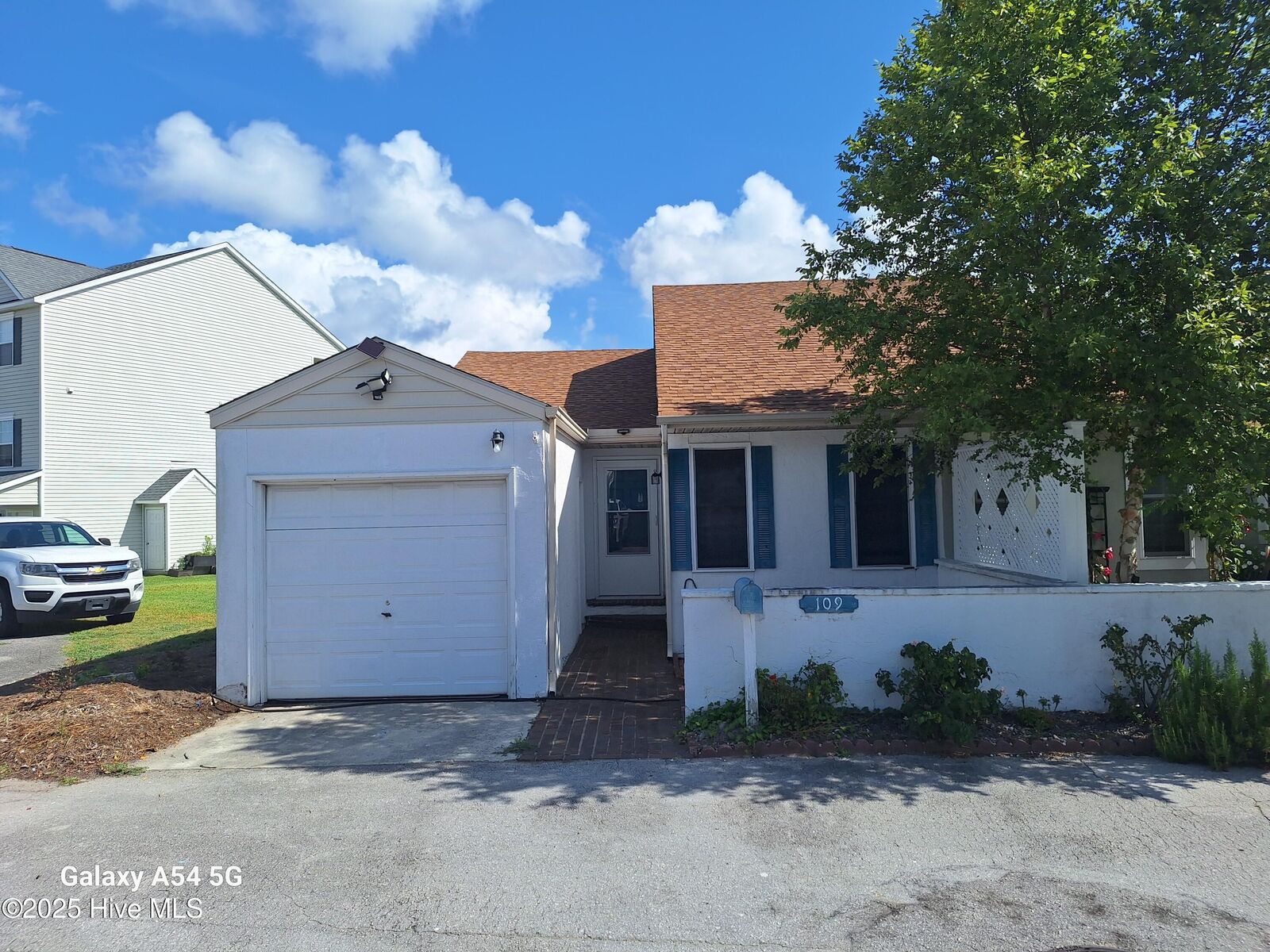 Property Photo:  1800 Bay Street 109  NC 28557 