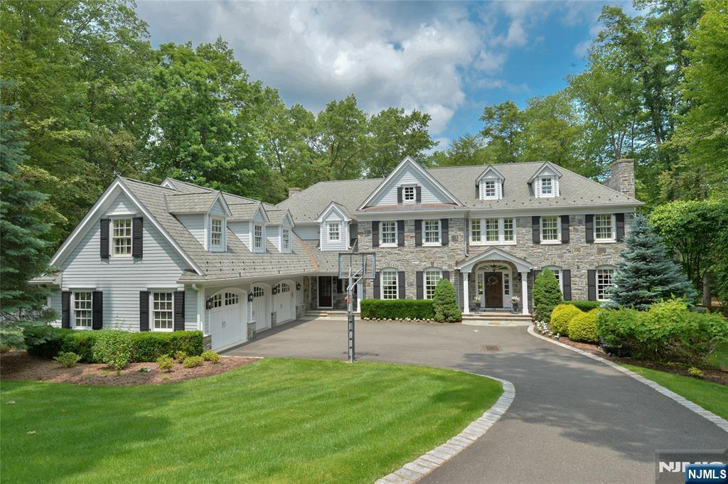 Property Photo: 320 Sleepy Hollow Lane NJ 07417