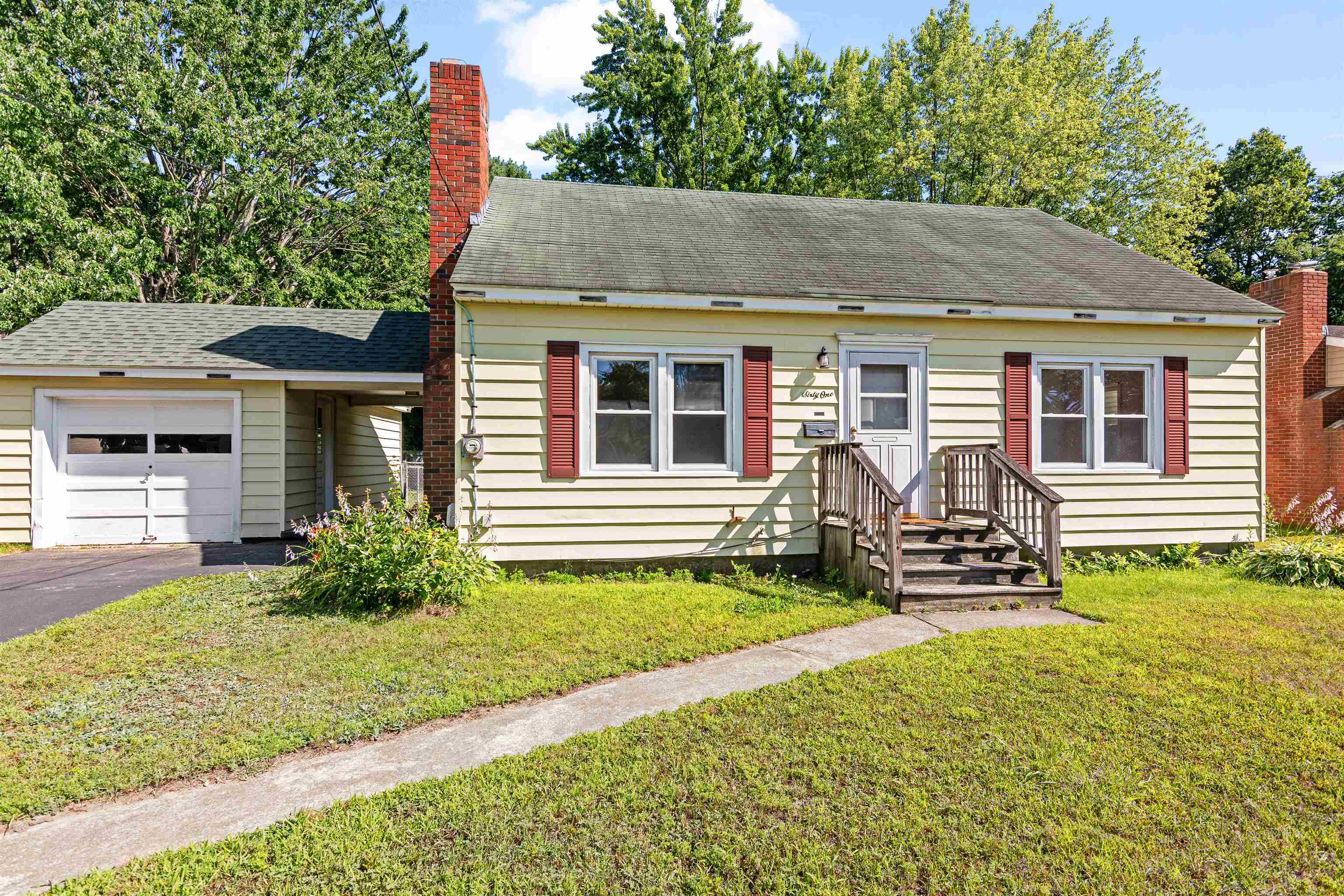 Property Photo: 61 Cross Parkway VT 05408