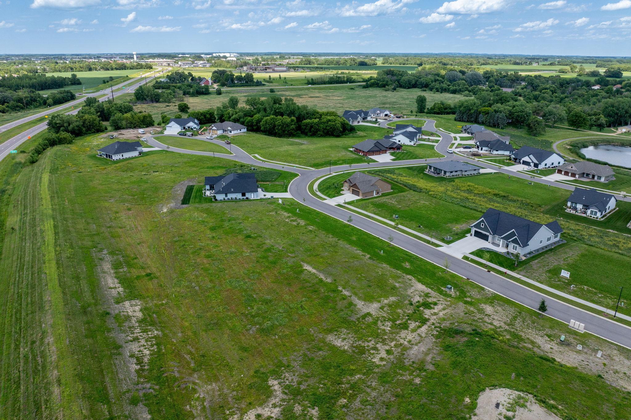 Property Photo: 2010 Saba Boulevard MN 56001