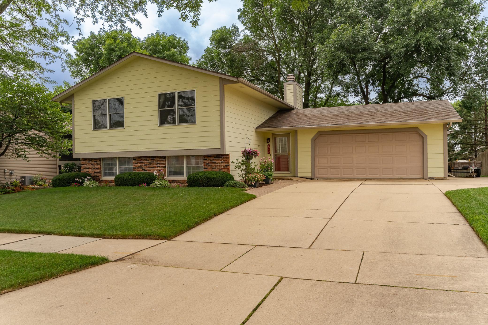 Property Photo:  842 22nd Street SE  MN 55904 