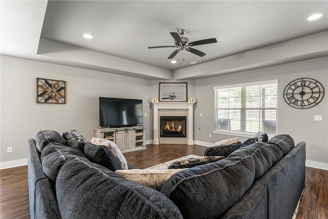 Property Photo: 2638 Suncrest Avenue AR 72764