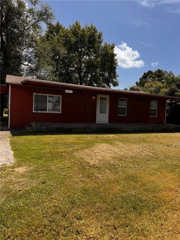 Property Photo:  721 E 264 Highway  AR 72764 